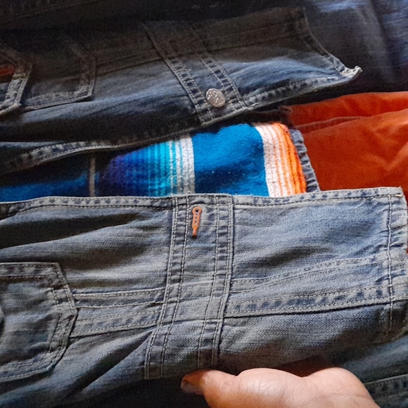 Vintage Jean Jacket - Picture 5 of 6